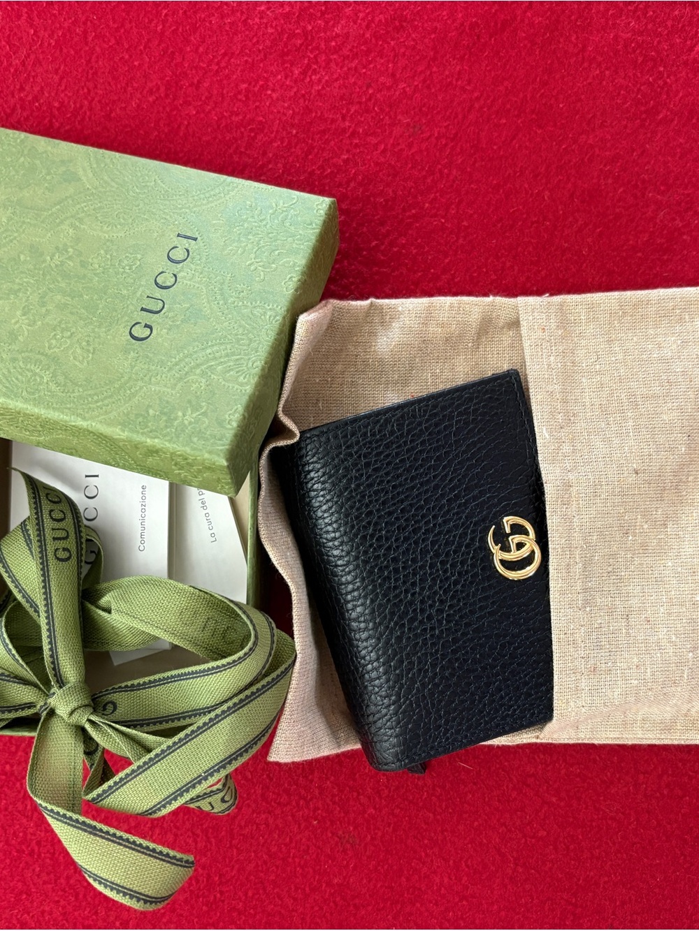 Gucci Black Pebbled Leather Small Bi-Fold Wallet with Gold Double G - Picture 13 of 14